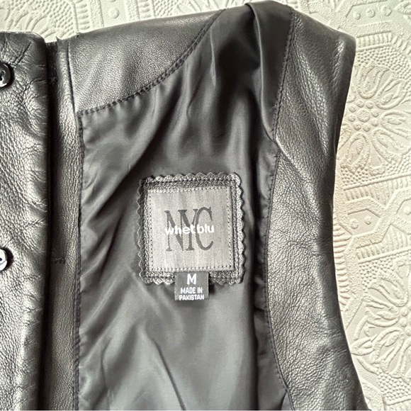 Whet Blu Fashion Leather Button Up Sleeveless Top Sz M EUC - Picture 5 of 10